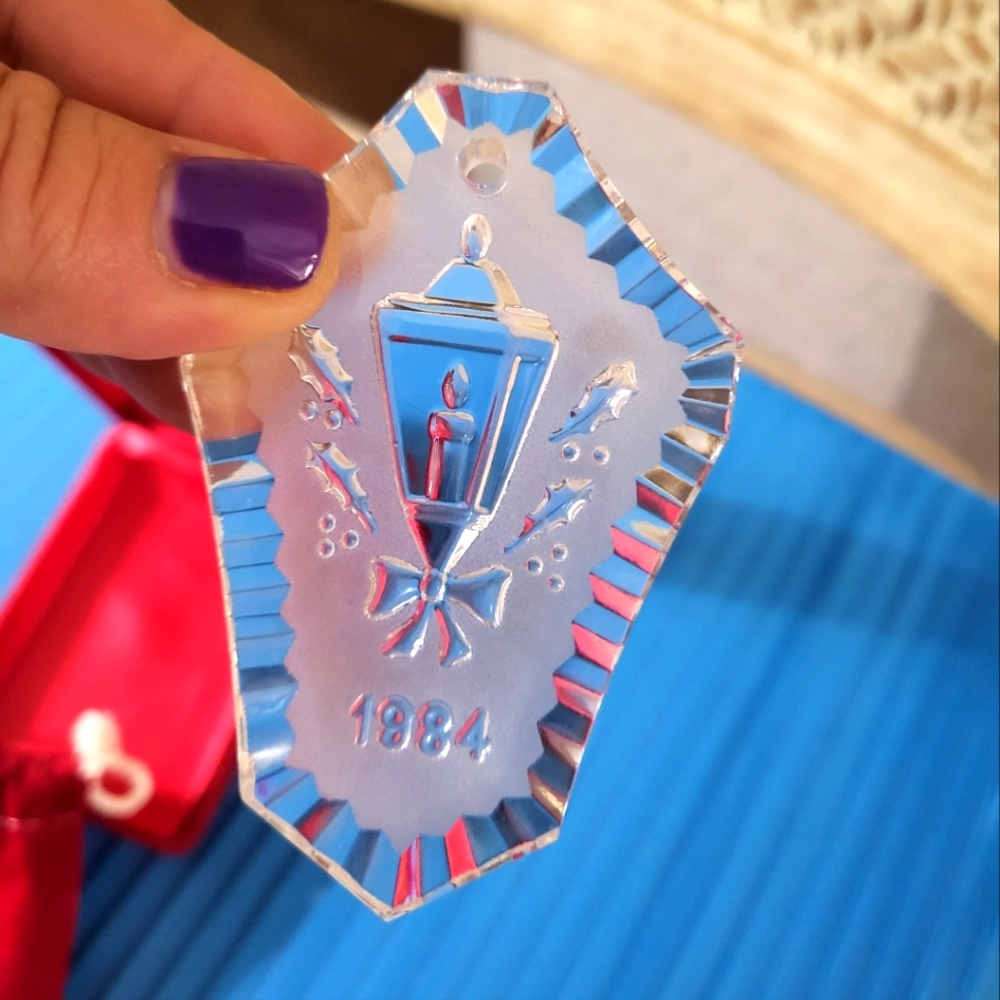 NEW WATERFORD 1984 crystal ORNAMENT